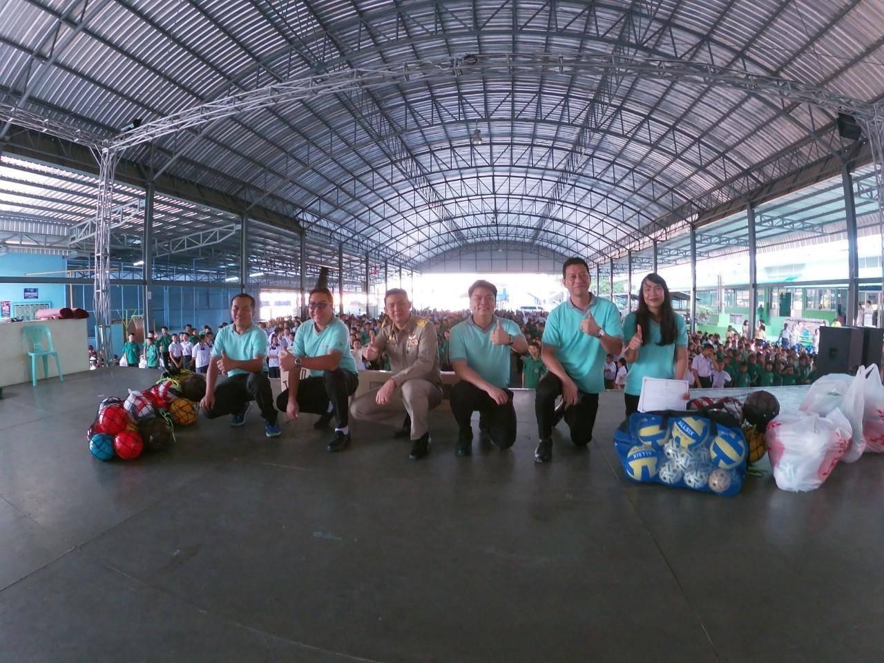 มอบอุปกรณ์การเรียน โรงเรียนบ้านคลองสวน 2562